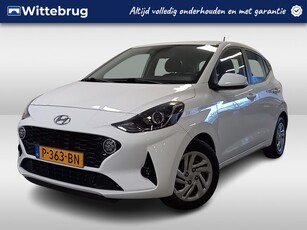 Hyundai i10 1.0 Premium Navigatie - Parkeersensoren - Camera