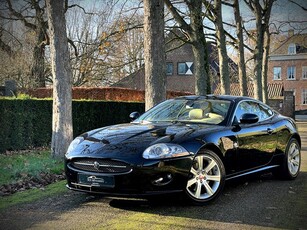 Jaguar XK 4.2 V8 Coupé / YOUNGTIMER / XK SPECIALIST