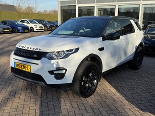 Land Rover Discovery Sport 2.0 TD4 HSE / Panoramadak / Leder / Navigatie / 20'' / Stuurverwarming /