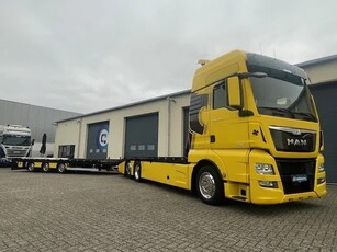 MAN TGX 26.560 6x2 Euro 6 - Oprijwagen - Machine