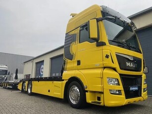 MAN TGX 26.560 6x2 Euro 6 - Oprijwagen - Machine