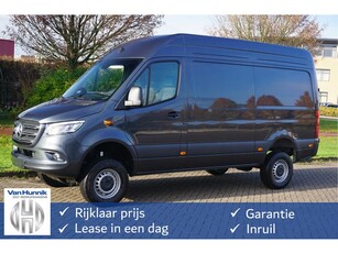 Mercedes-Benz Sprinter 319CDI L2H2 4x4!! LED, 10.25