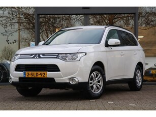 Mitsubishi Outlander 2.0 IntenseClimateNavitrekhaak