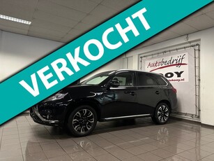 Mitsubishi Outlander 2.0 PHEV instyle * Schuif-Kanteldak /