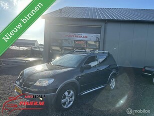 Mitsubishi Outlander 2.4 Intense 4WD 