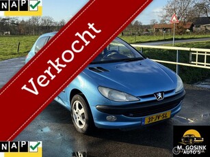 Nette en goed onderhouden Peugeot 206 1.4 Gentry airco nap