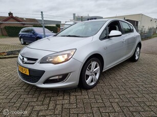 Opel Astra 1.4 Cosmo