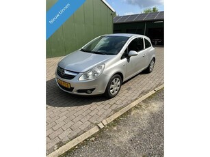 Opel Corsa 1.2-16V Sport Airco