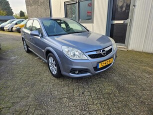 Opel Vectra 1.8-16V Cosmo AIRCO / CRUISE