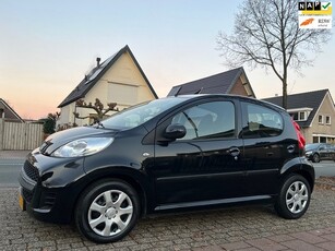 Peugeot 107 1.0-12V Millesim 200 Dealerauto NAP.