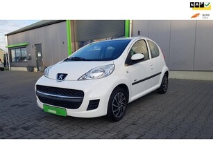 Peugeot 107 1.0-12V Millesim 200 in keurig nette staat