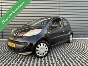 Peugeot 107 1.0-12V XS Automaat 5 deuren Airco