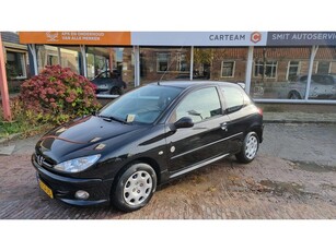 Peugeot 206 1.4 Génération 3drs Zwart metallic (bj 2008)