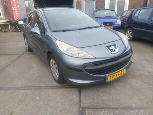 Peugeot 207 1.4 X-line