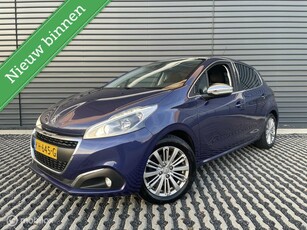 Peugeot 208 1.2 PureTech Allure Pano dak Navigatie