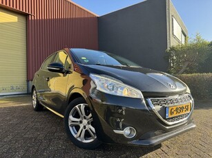 Peugeot 208 Gereserveerd! (bj 2012)