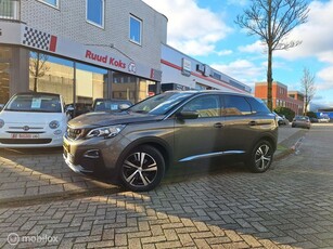 PEUGEOT 3008 1.2 PURETECH ALLURE / Carplay / Virtual