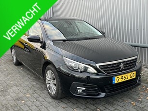 Peugeot 308 SW 1.2 PureTech Premium*PANO*CRUISE*ECC*NAVI*