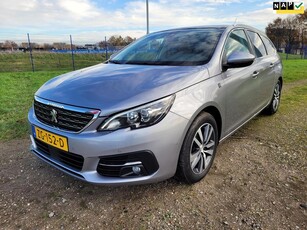 Peugeot 308 SW 1.2 Tech Edition pano leder 1e eig