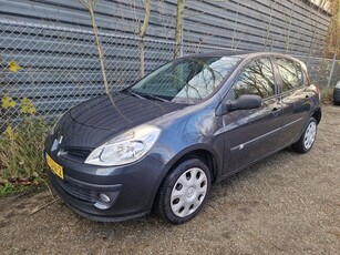 Renault Clio 1.2-16V Special Line (bj 2008)