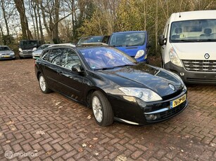 Renault Laguna Estate 2.0 dCi Initiale Clima Leder