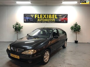 Renault Mégane 1.9 dTi / Airco / Centrale-V / Lage-KM /