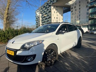 Renault Mégane Estate 1.5 dCi Bose PanoramadakNaviKeyless