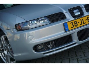 Seat Leon 2.8 V6 Cupra 4 Gris Luna Metallic