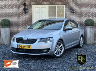 Skoda Octavia 1.4 TSI *Navi *Key-less *Trekh *Stoelverw *PDC