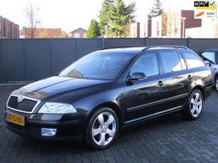 Skoda Octavia Combi 2.0 FSI Elegance Automaat Leer Clima !!