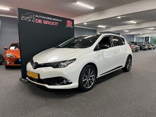 Toyota Auris 1.8 Hybrid Black Edition NL-auto / camera