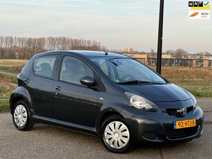 Toyota Aygo 1.0-12V Comfort 2e EignrAircoElekt ramenNew