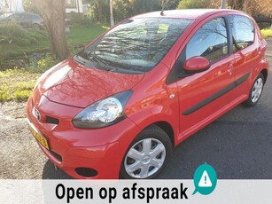 Toyota Aygo 1.0-12V Comfort/AUTOMAAT/ 5 DRS