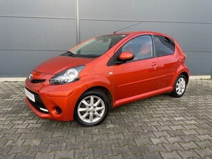 Toyota Aygo 1.0 VVT-i Dynamic Orange bouwjaar 2013 ( nw apk