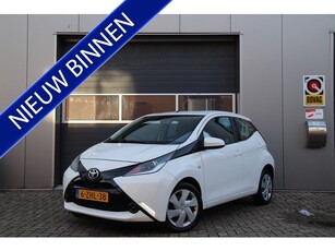 Toyota Aygo 1.0 VVT-i x-play (bj 2014)