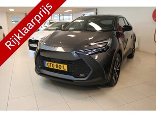 Toyota C-HR 2.0 Plug-in Hybrid 220 First Edition (bj 2024)