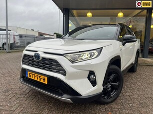 Toyota RAV4 2.5 Hybrid AWD Bi-Tone + Trekhaak + Schuifdak