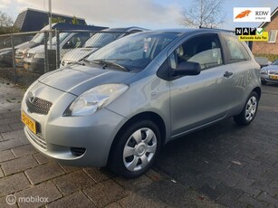 Toyota Yaris 1.0 VVTi Terra 117.249 km nap