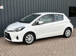 Toyota Yaris 1.5 Full Hybrid Dynamic DEALER