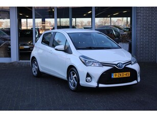 Toyota Yaris 1.5 Hybrid Lease Navi/Clima/Cruise Incl