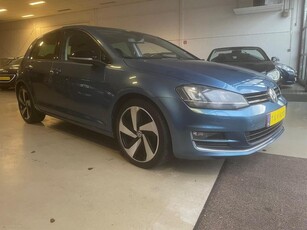 Volkswagen Golf 1.4 TSI Highline pano xenon navi