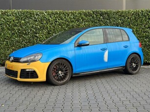 Volkswagen Golf 2.0 R 4-Motion LEDER, NAV, CRUISE