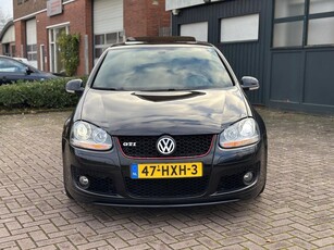 Volkswagen Golf 2.0 TFSI GTI Edition 30