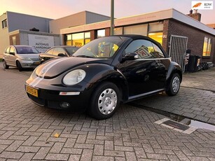 Volkswagen New Beetle Cabriolet 1.6 Highline