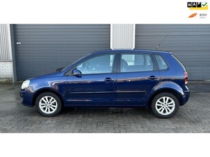 Volkswagen Polo 1.4-16V Optive