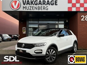 Volkswagen T-Roc 1.0 TSI Style // NAVI // PDC // TREKHAAK