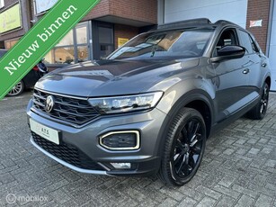 Volkswagen T-Roc 1.5 TSI Sport ACC*CAMERA*LED*TREKHAAK*PDC*