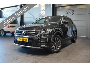 Volkswagen T-Roc 1.5 TSI Sport navi camera led pdc trekhaak