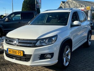 Volkswagen Tiguan 1.4 TSI R-Line 2014 Wit Xenon LED