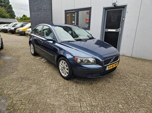 Volvo S40 2.4 Kinetic AUTOMAAT/ NL AUTO/ YOUNGTIMER